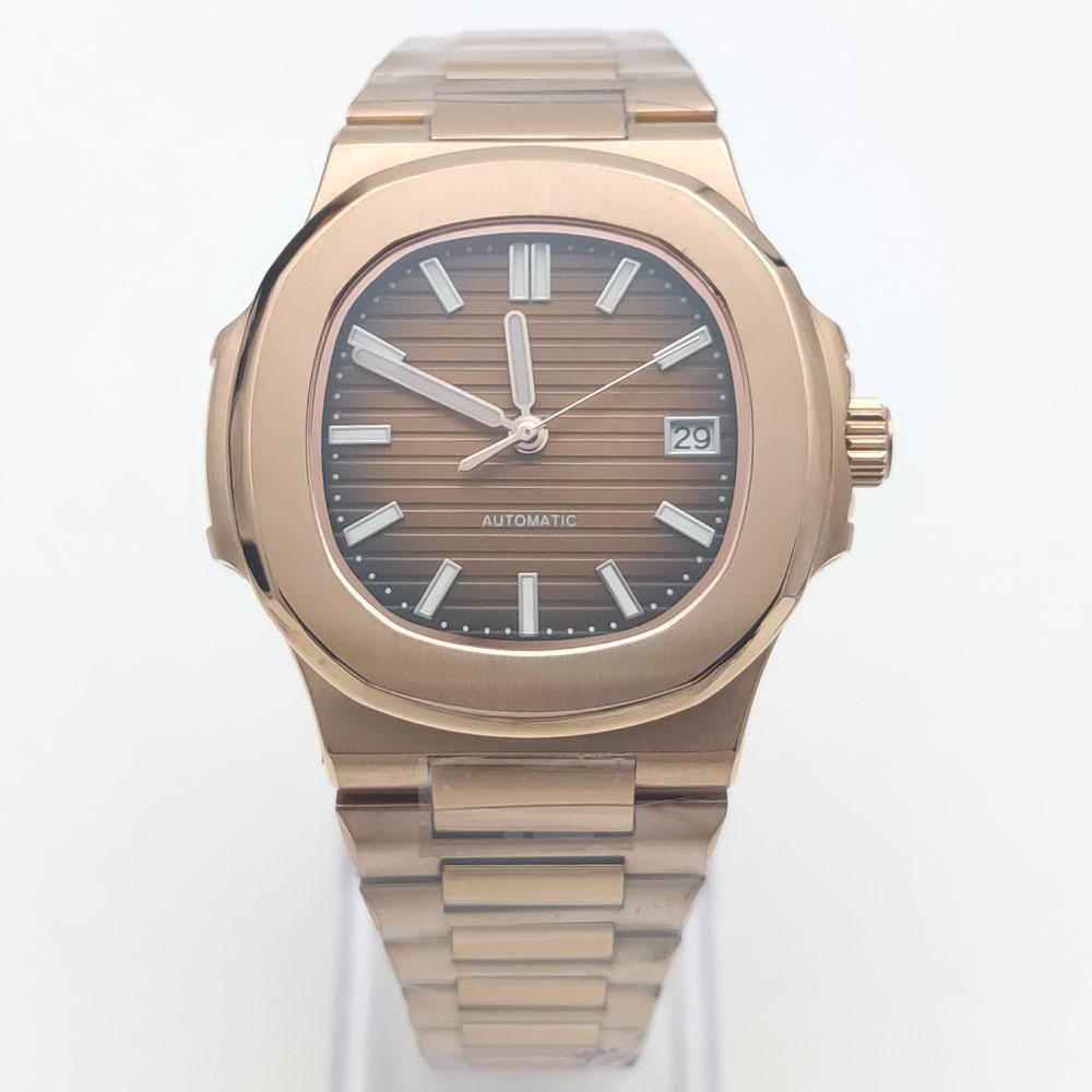 Patek Philippe Watch Nautilus - นาฬิกากลไกทองคำสีกุหลาบอัติโนมัติสำหรับผู้ชาย, นาฬิกาหรูทรงสี่เหลี่ยมขนาด40มม. NH35เคลื่อนไหวแบบอัตโนมัตินาฬิกาแซฟไฟร์คริสตัลวันที่สายสแตนเลส